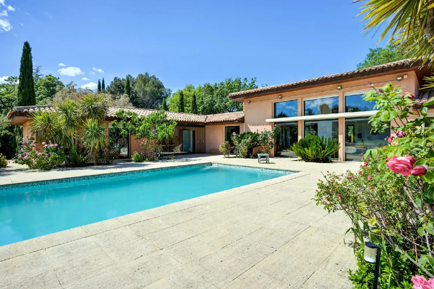  à vendre villa Aix-en-Provence Bouches-du-Rhône 1