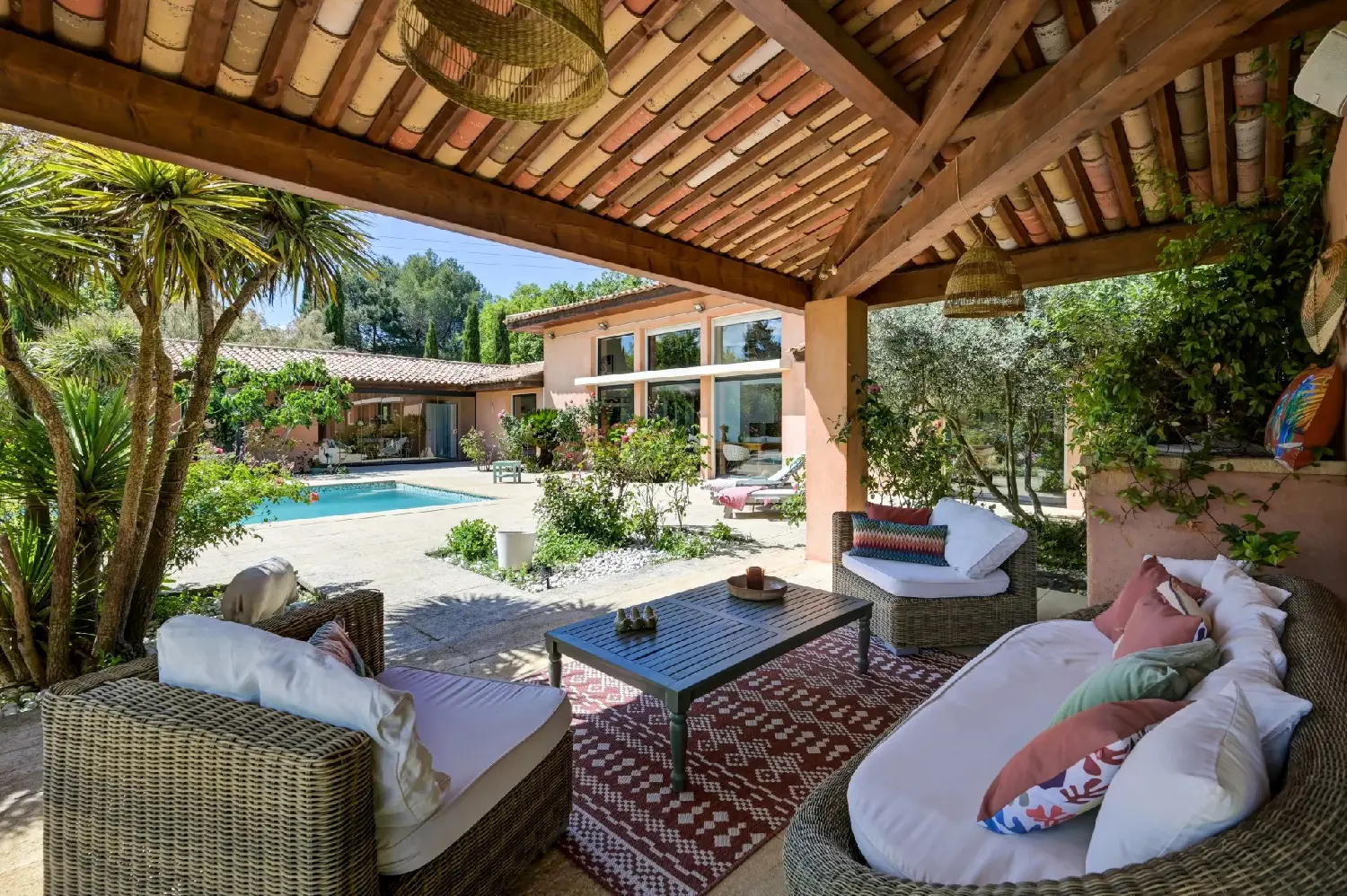  à vendre villa Aix-en-Provence Bouches-du-Rhône 2