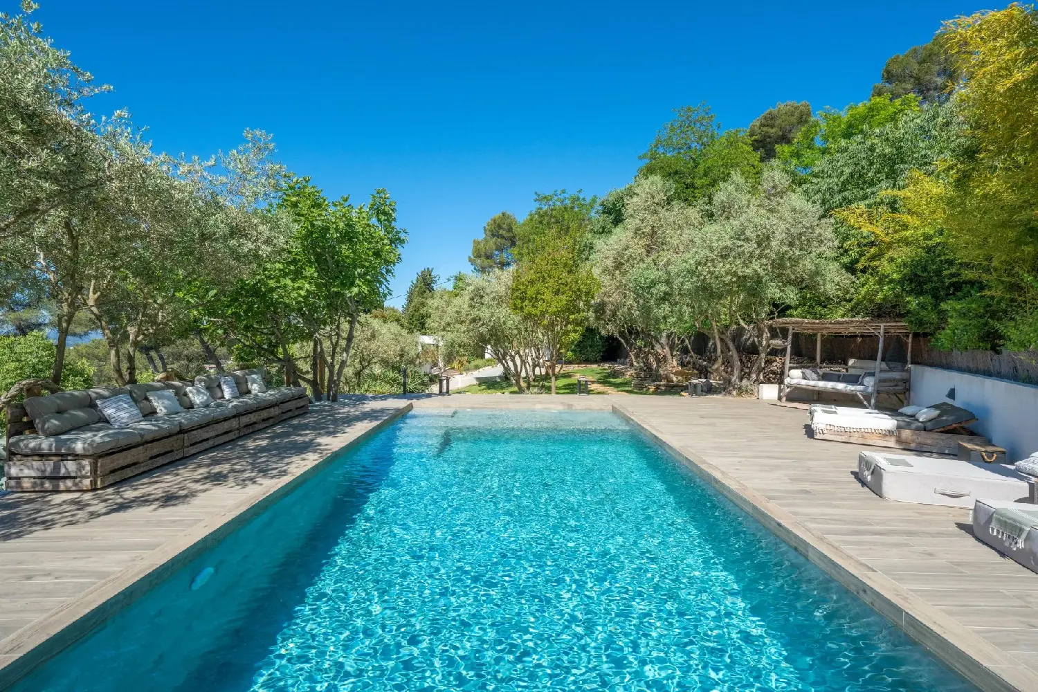  te koop villa Aix-en-Provence Bouches-du-Rhône 2