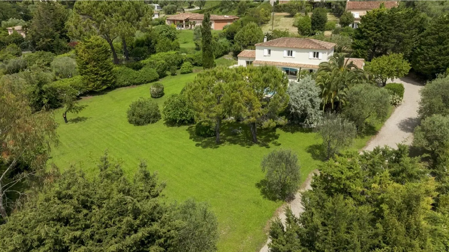  à vendre villa Châteauneuf-Grasse Alpes-Maritimes 8