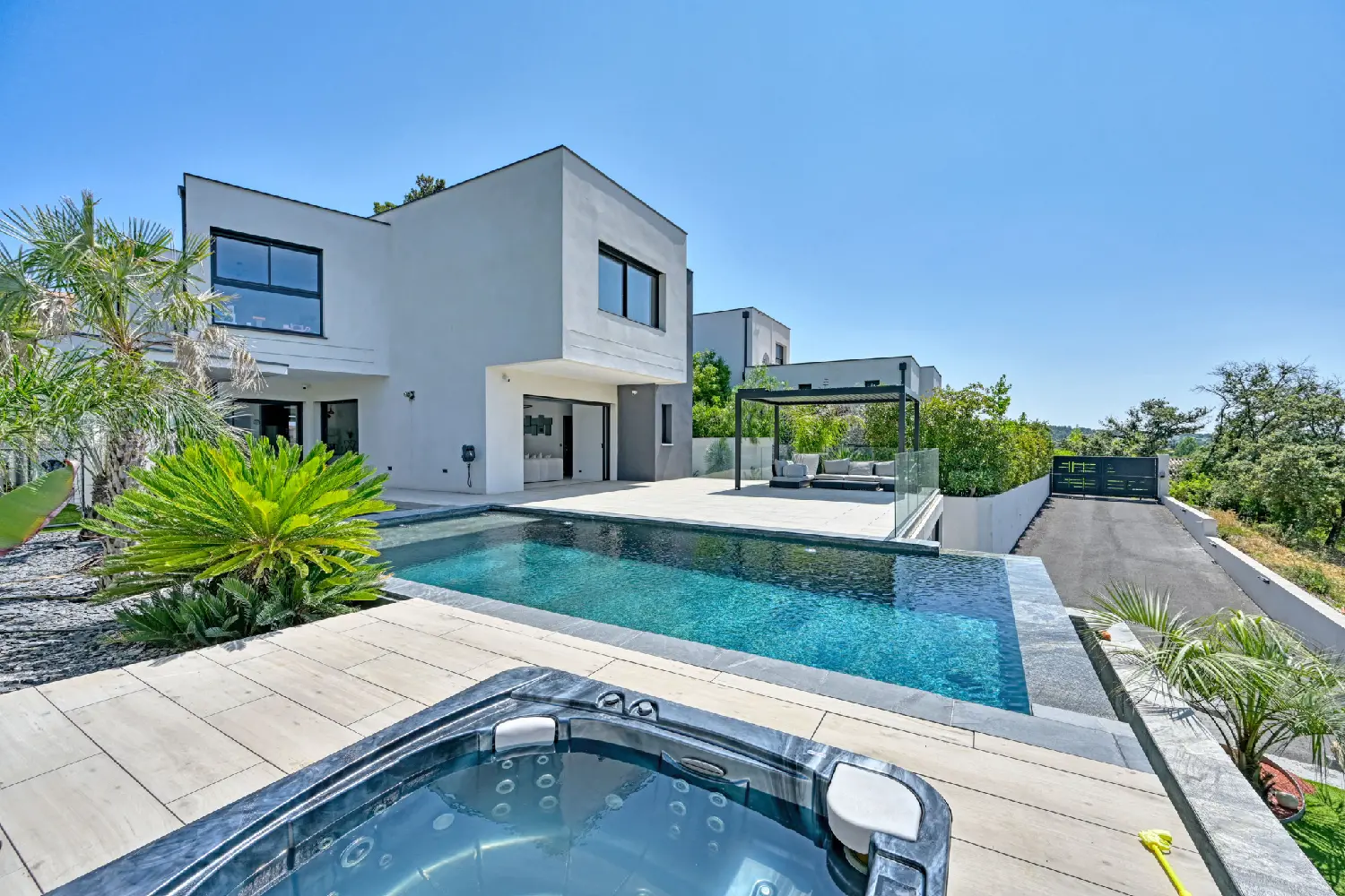  te koop villa Combaillaux Hérault 1