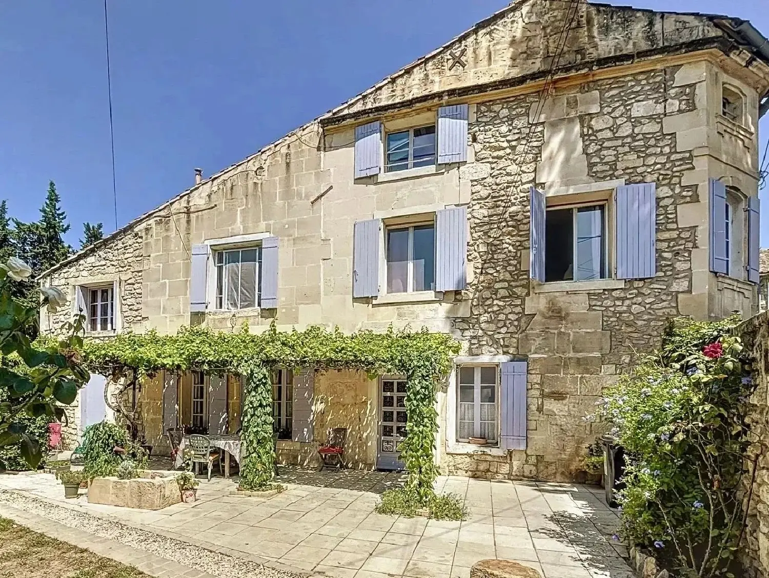  à vendre villa Fontvieille Bouches-du-Rhône 1