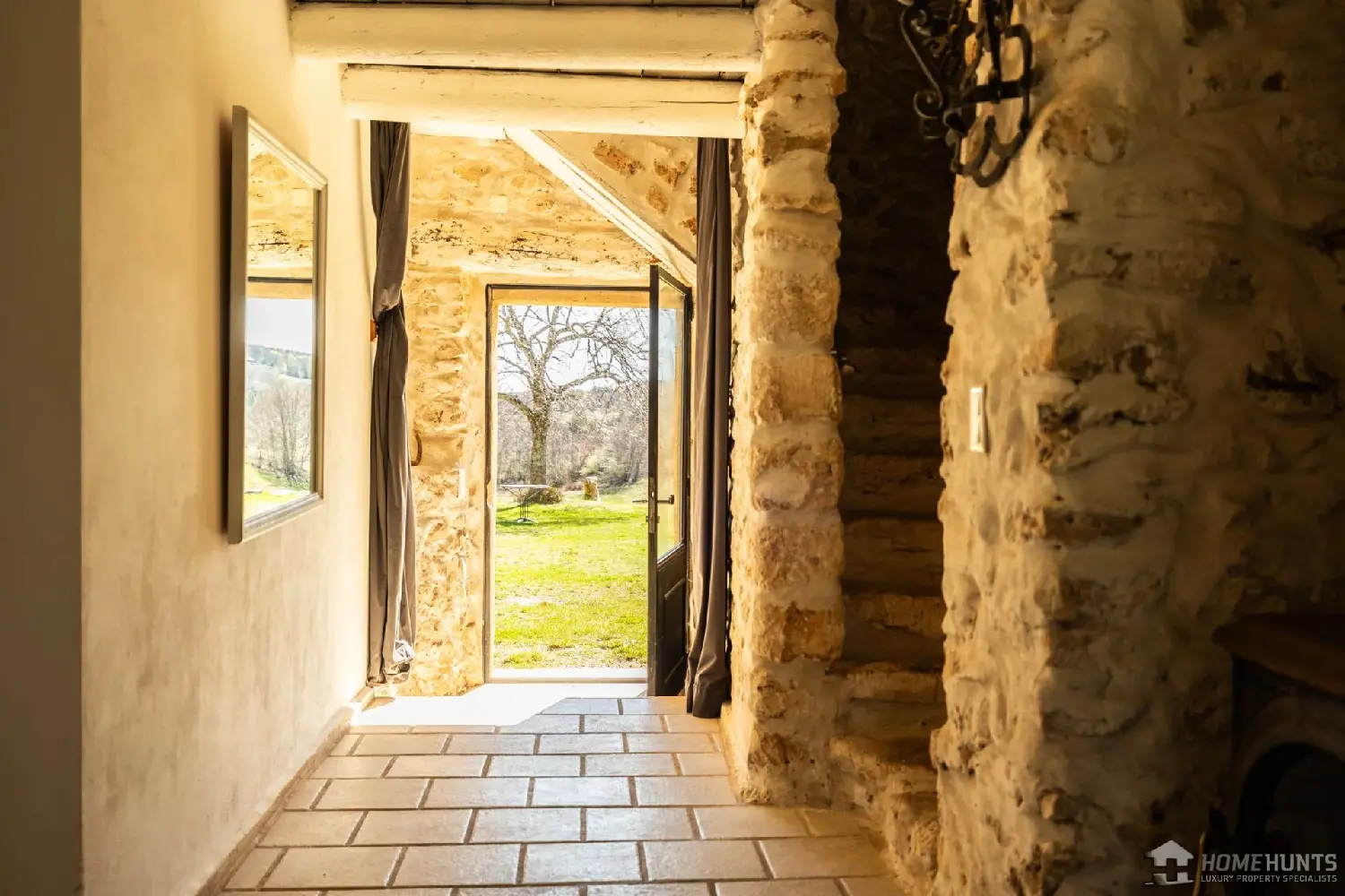  te koop villa Lagarde-d'Apt Vaucluse 5