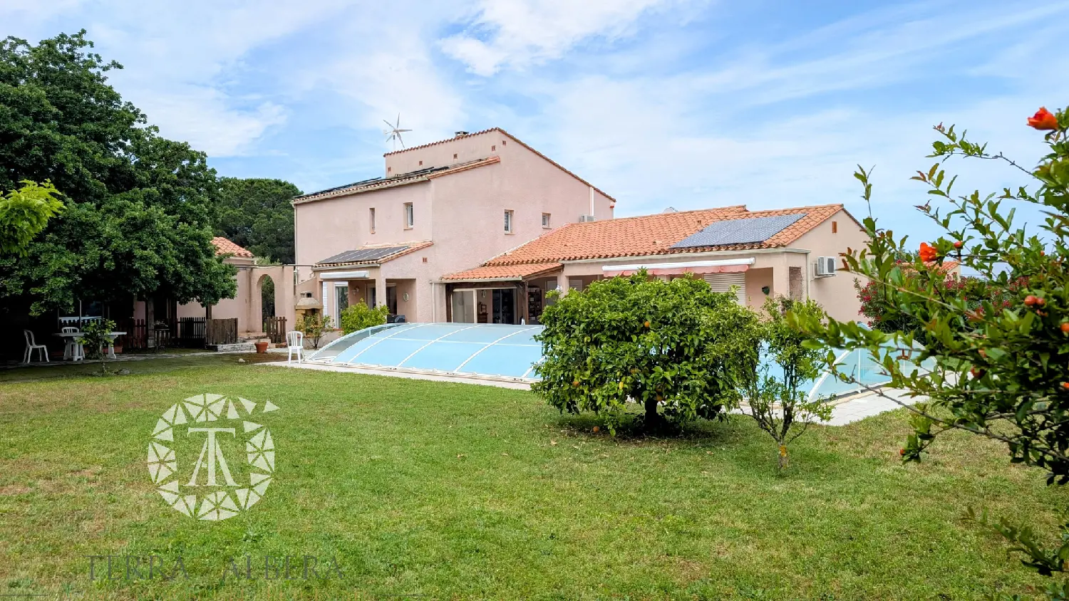  à vendre villa Laroque-des-Albères Pyrénées-Orientales 1