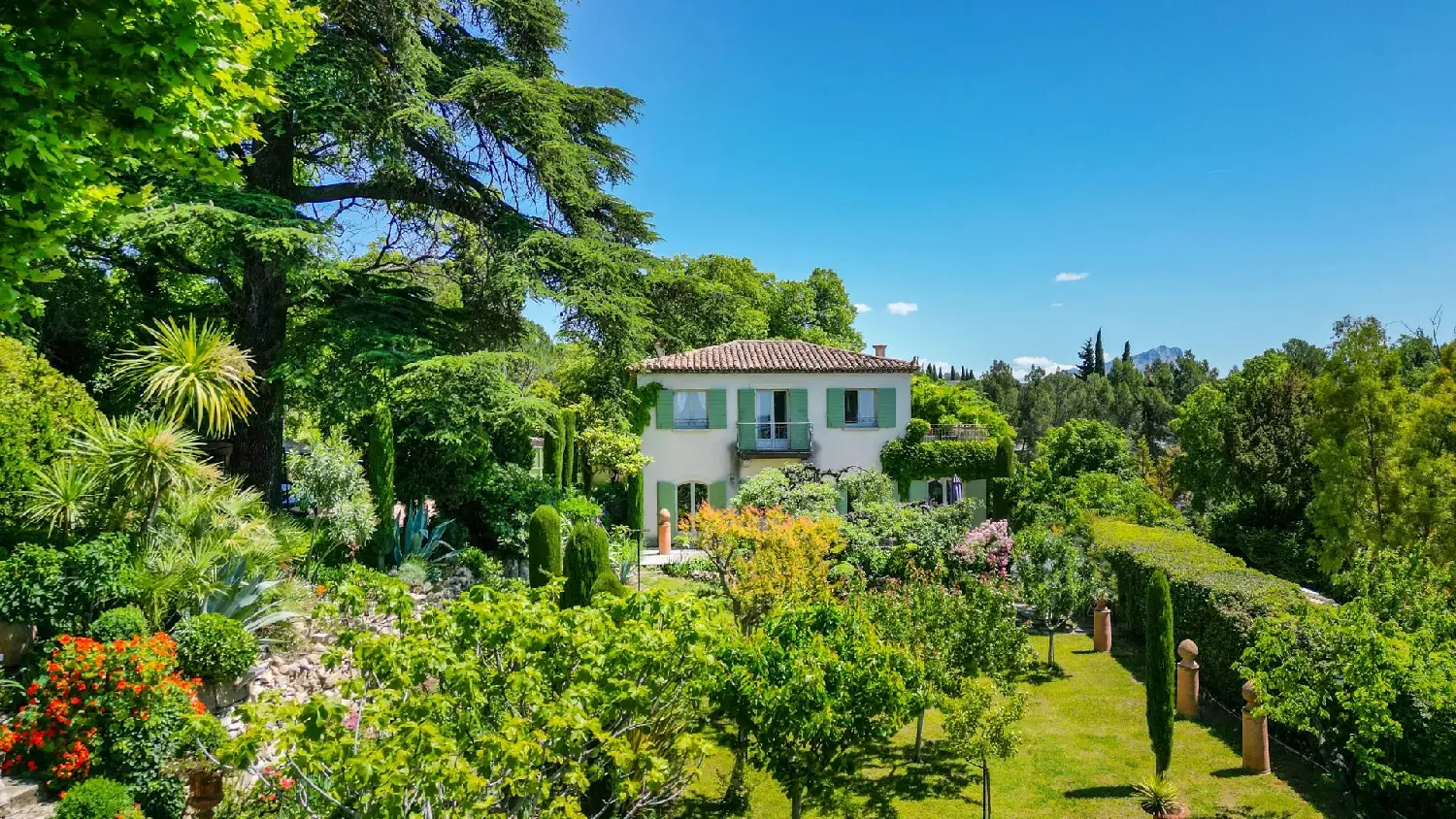  for sale villa Le Vibal Aveyron 1