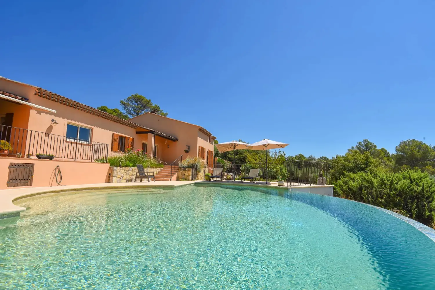  kaufen Villa Lorgues Var 6