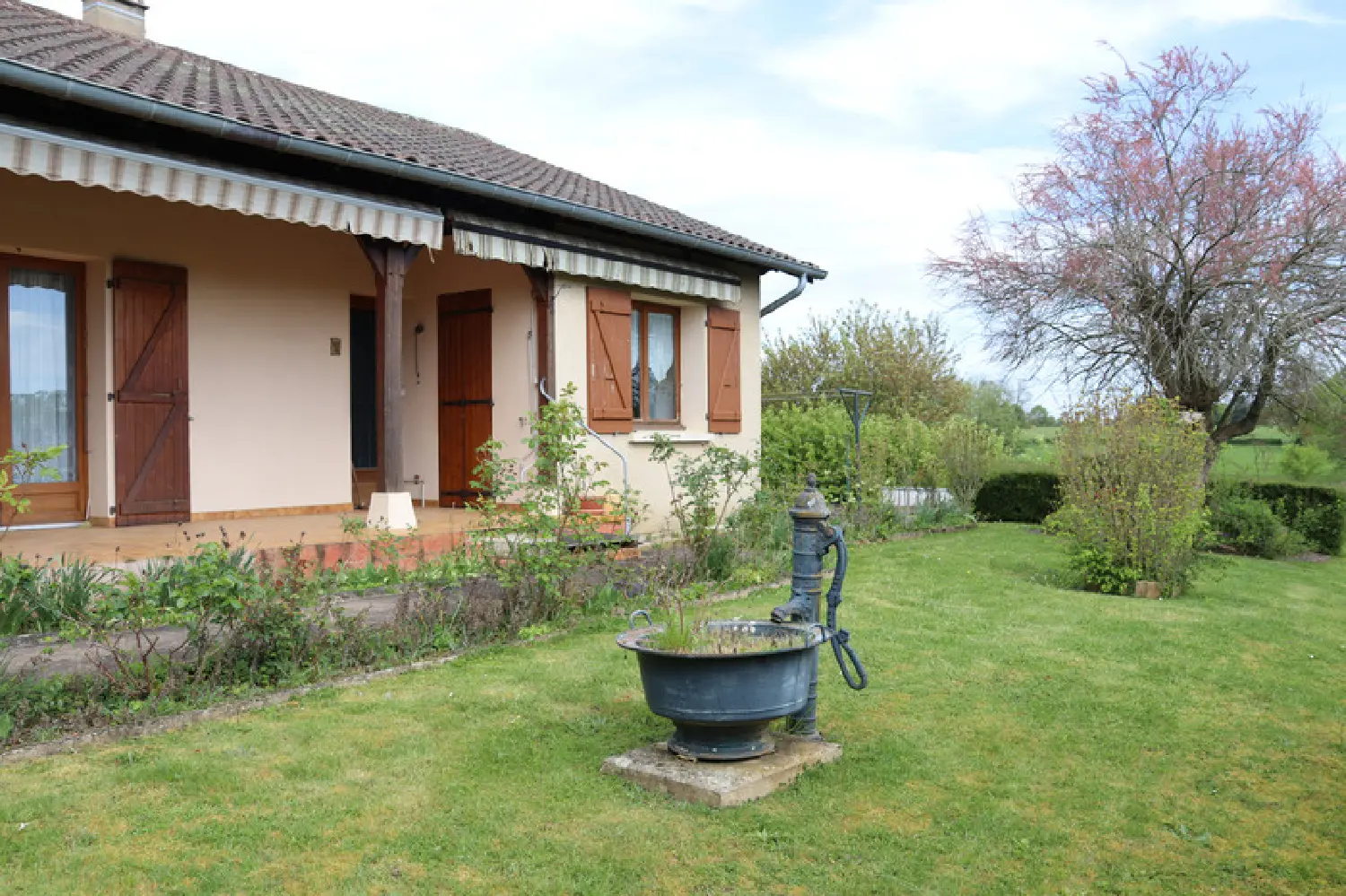  for sale villa Ménétreuil Saône-et-Loire 2