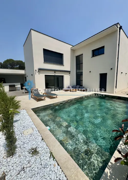 Vergèze Gard villa foto