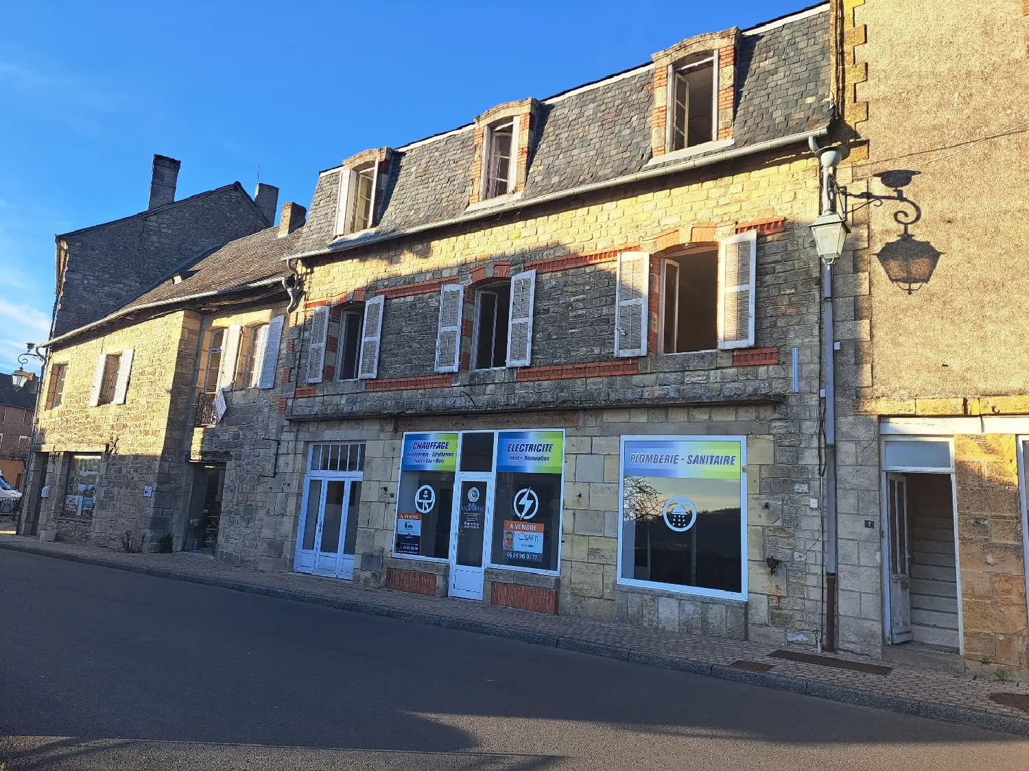  te koop dorpshuis Ayen Corrèze 2