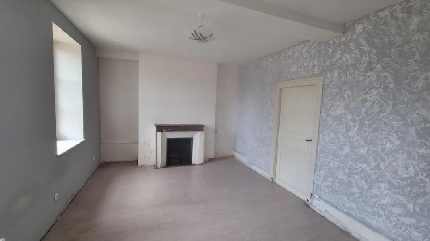  en venta casa de pueblo Beaulon Allier 5