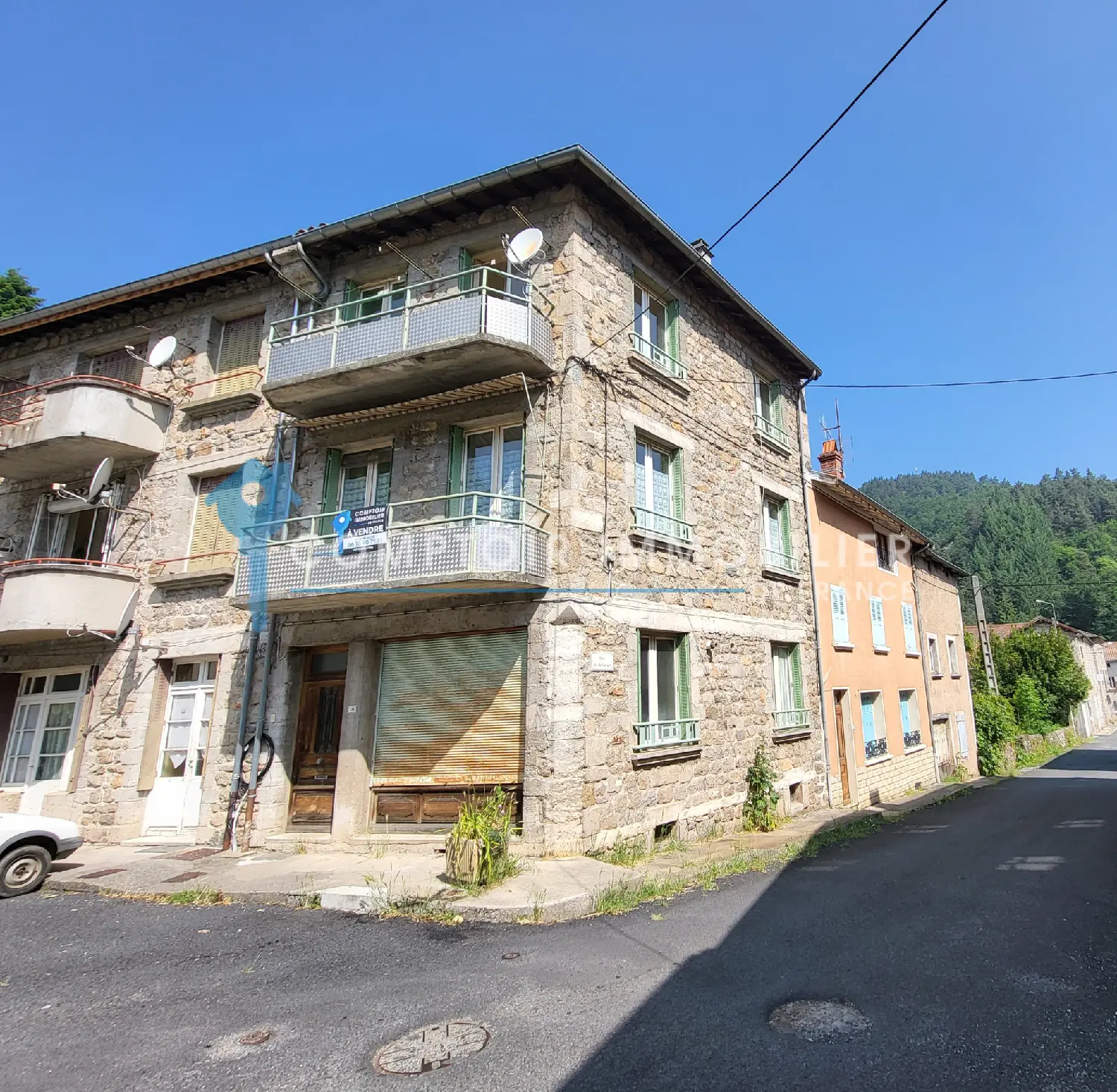  te koop dorpshuis Dornas Ardèche 1