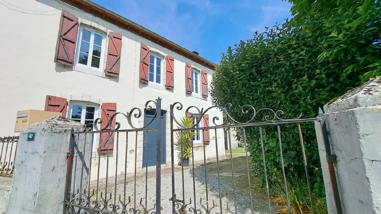  for sale village house Guinarthe-Parenties Pyrénées-Atlantiques 5