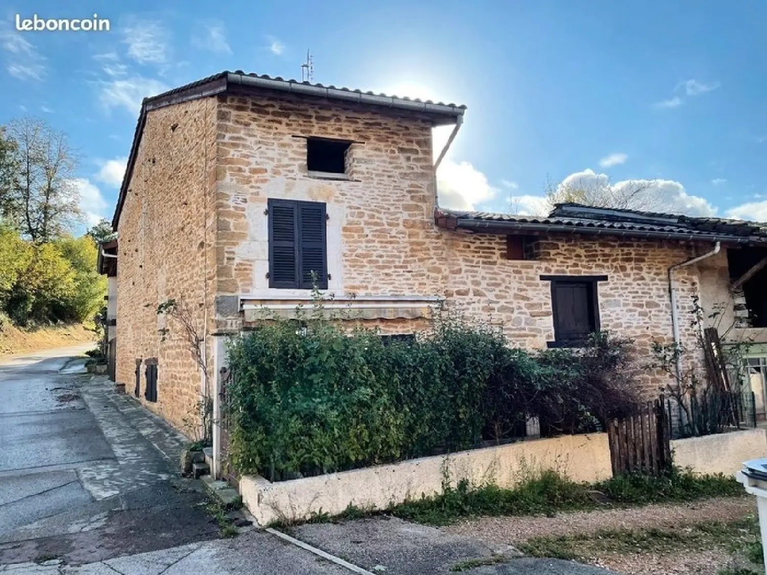  à vendre maison de village Joudes Saône-et-Loire 1