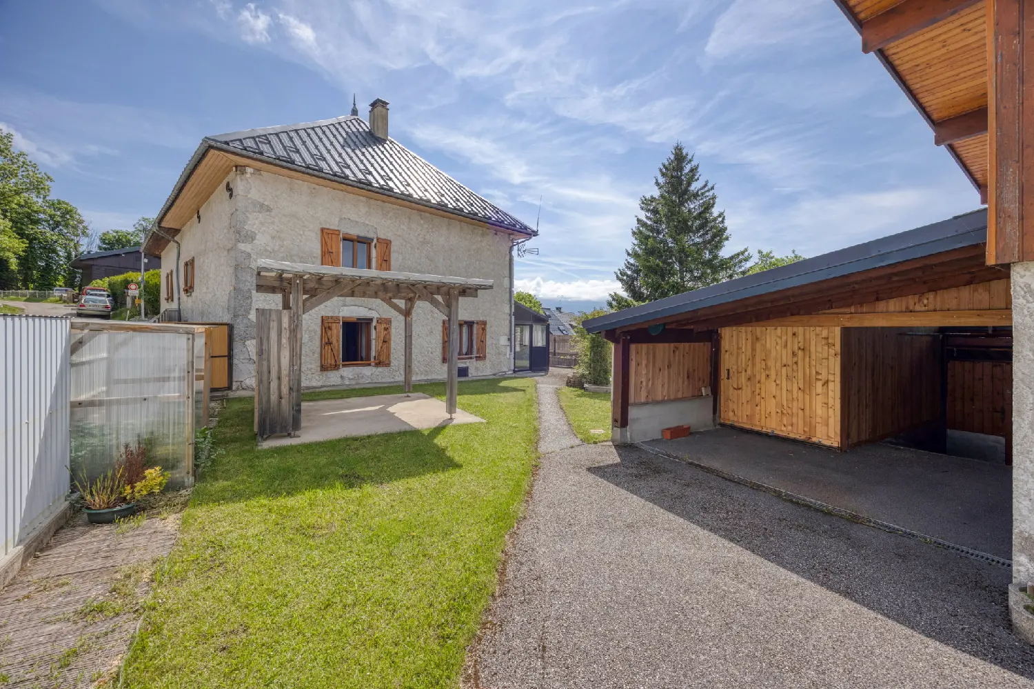  te koop dorpshuis La Terrasse Isère 2