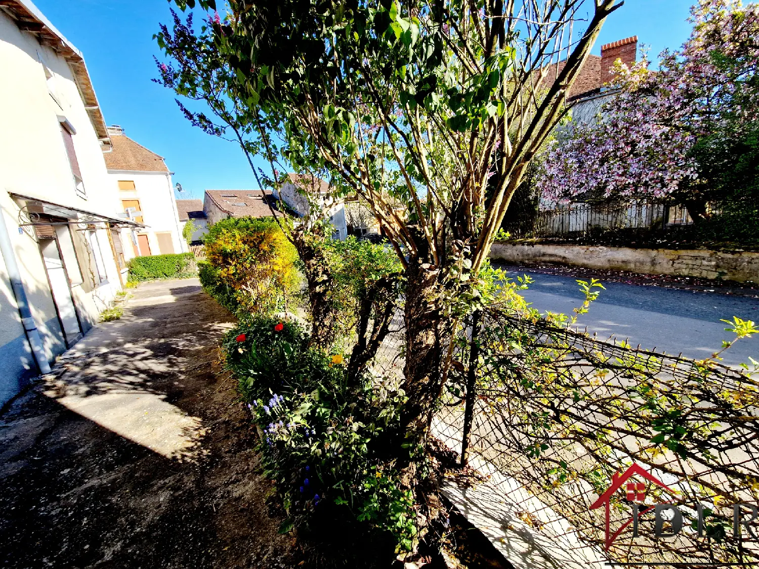  te koop dorpshuis Melay Haute-Marne 1