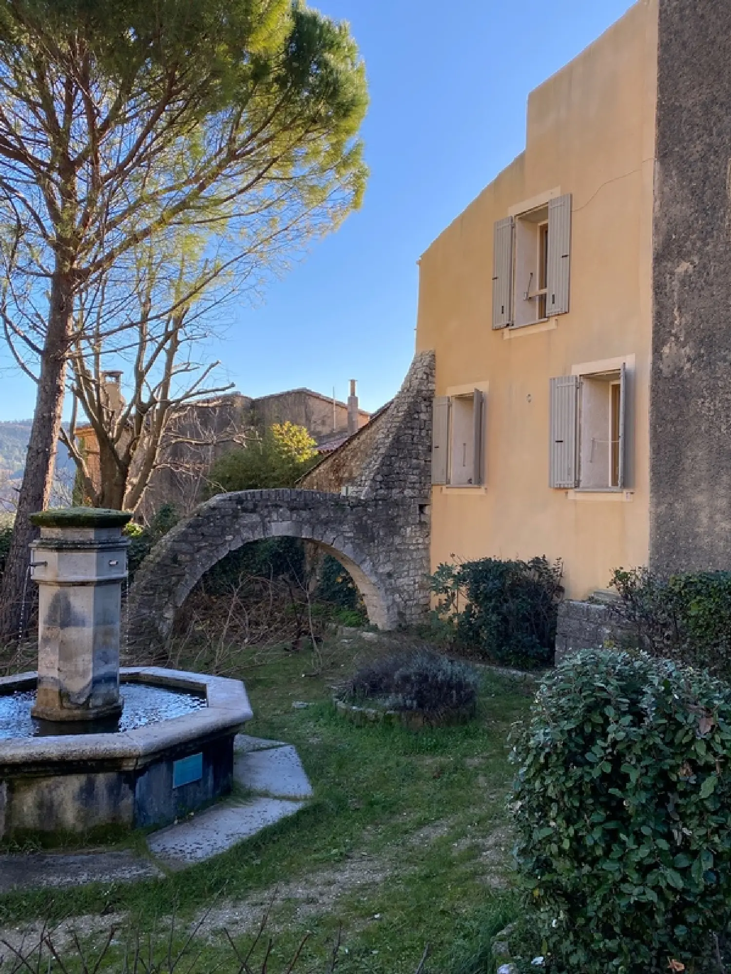  te koop dorpshuis Rustrel Vaucluse 1