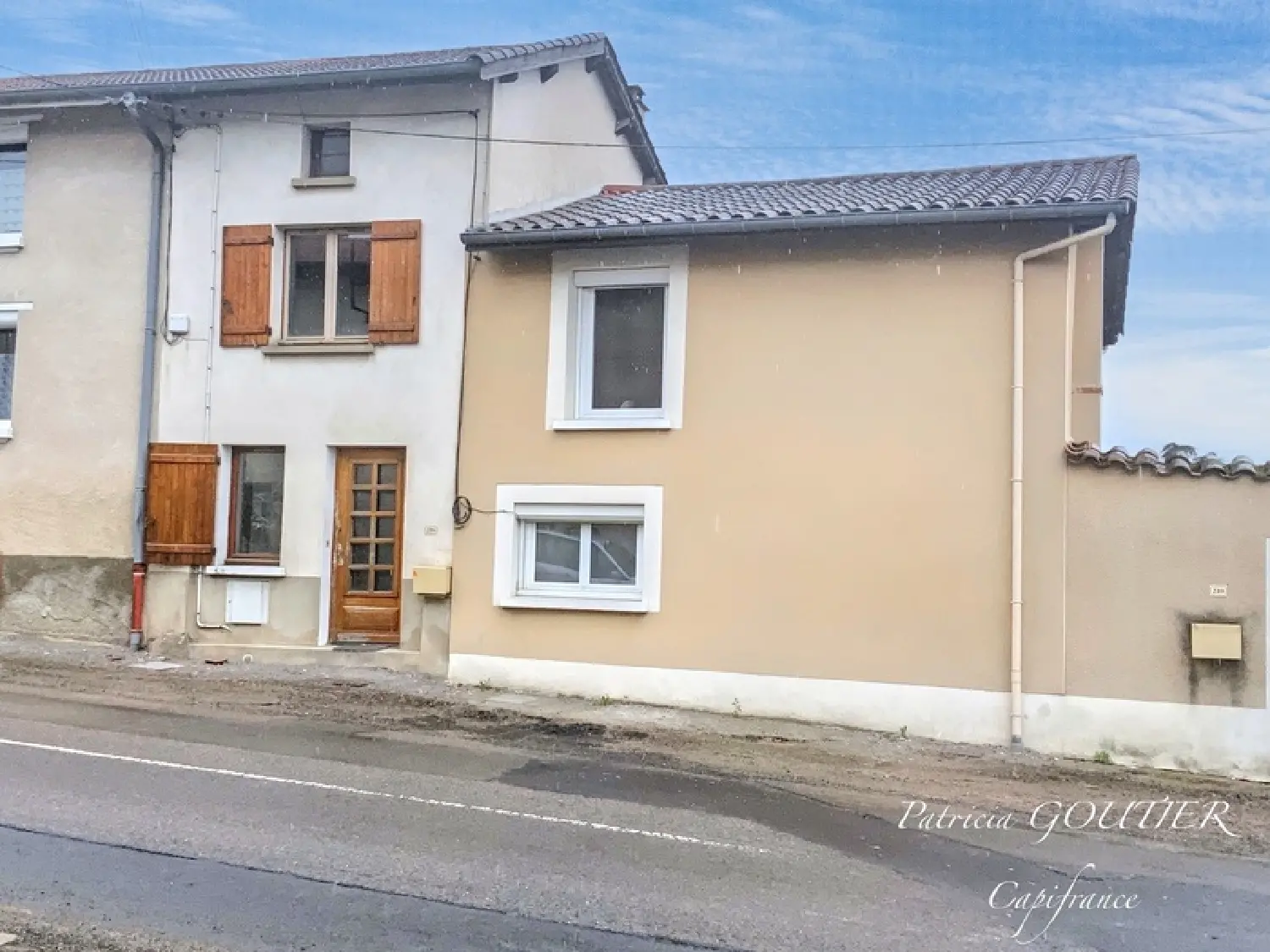  te koop dorpshuis Saint-Barthélemy-Lestra Loire 1