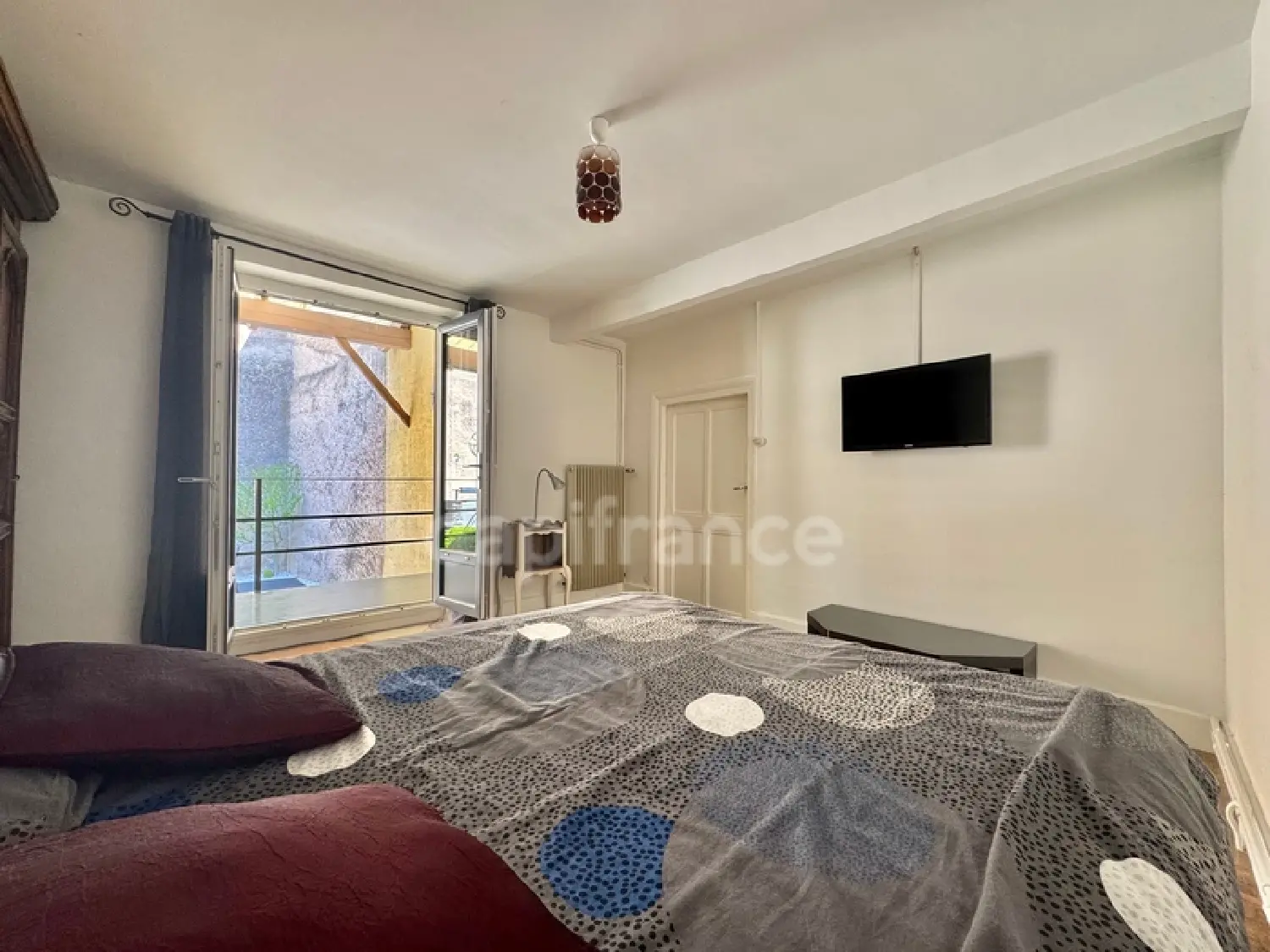  en venta casa de pueblo Saint-Germain-Laval Loire 3