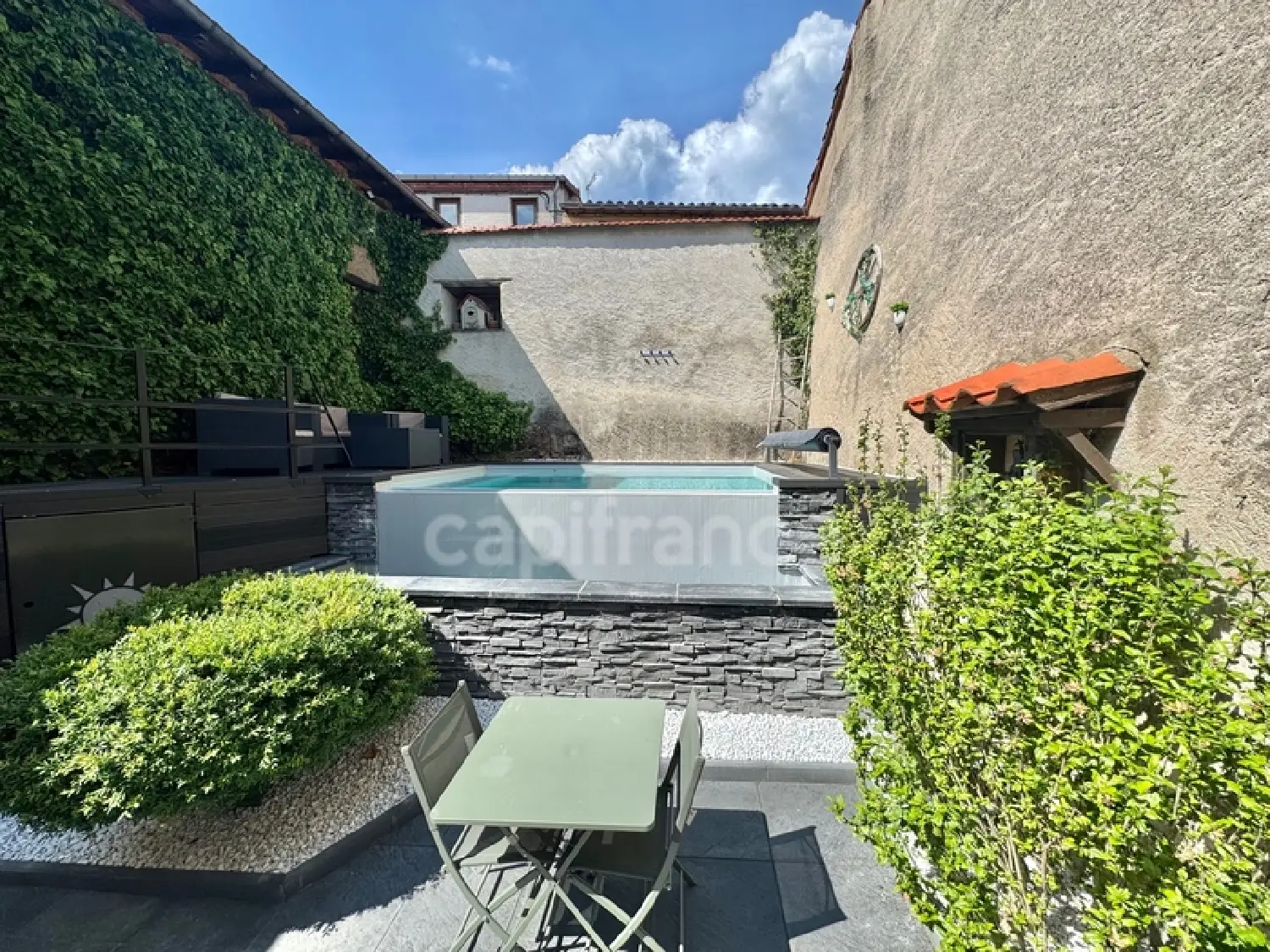  en venta casa de pueblo Saint-Germain-Laval Loire 6