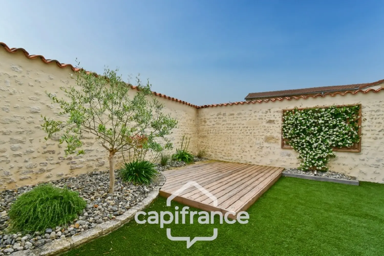  for sale village house Saint-Julien-de-l'Escap Charente-Maritime 7