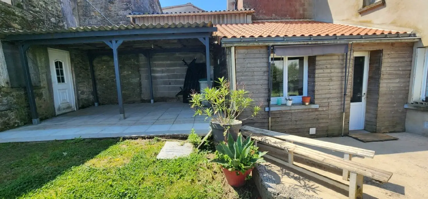  te koop dorpshuis Saint-Pierre-du-Chemin Vendée 2