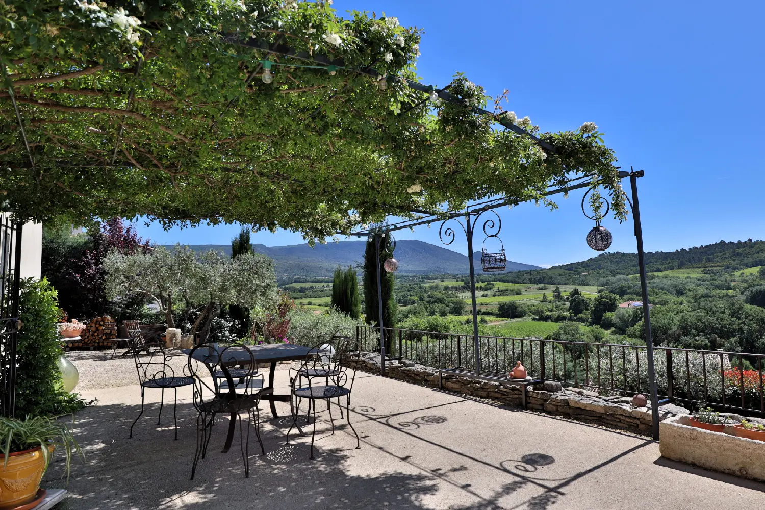  te koop dorpshuis Villars Vaucluse 2