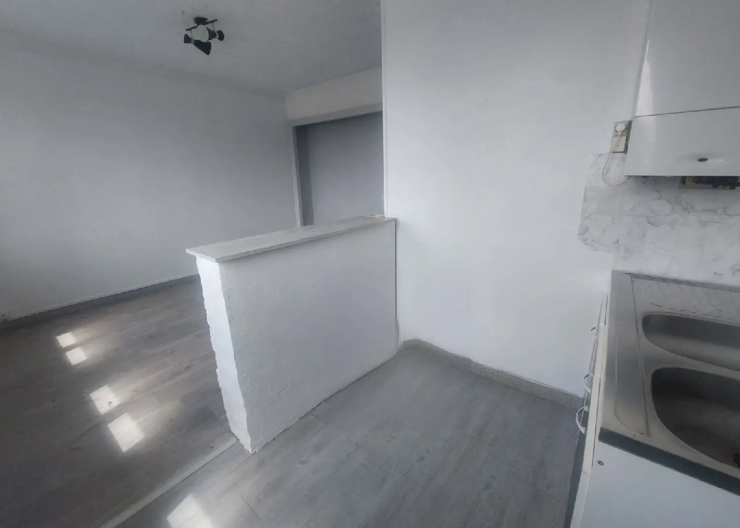  en venta oficina Commentry Allier 2
