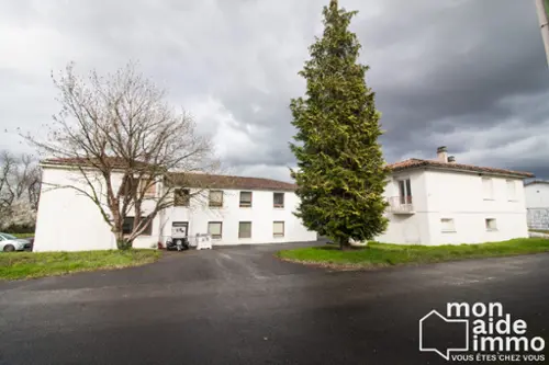 La Couronne Charente office foto 7104441