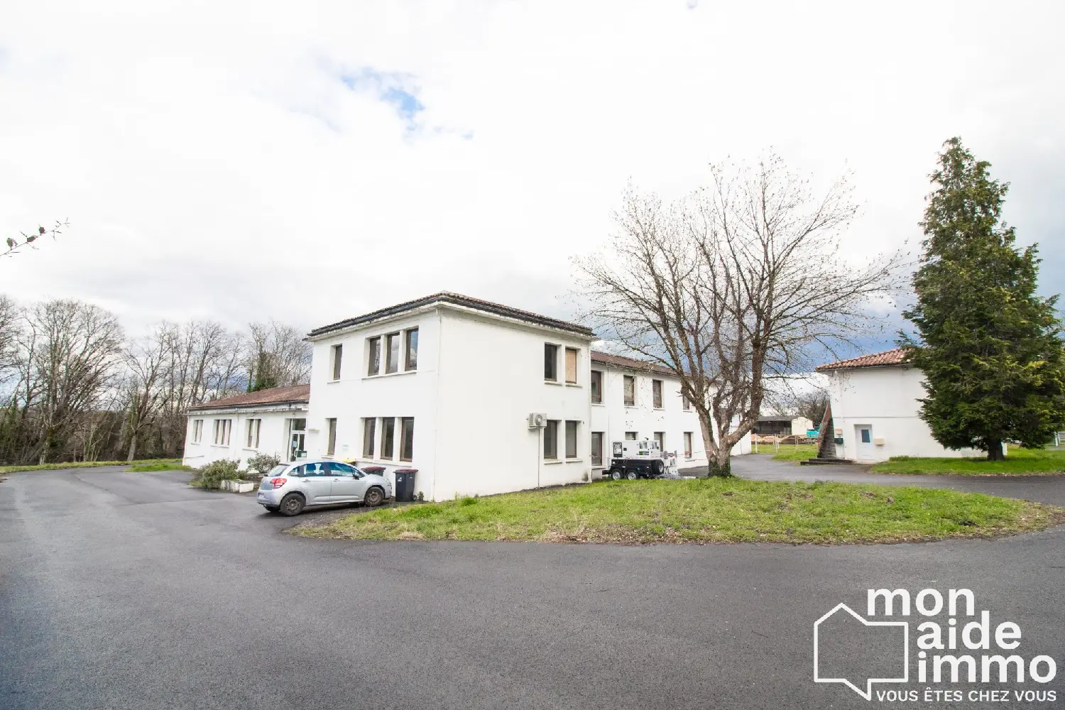  for sale office La Couronne Charente 6
