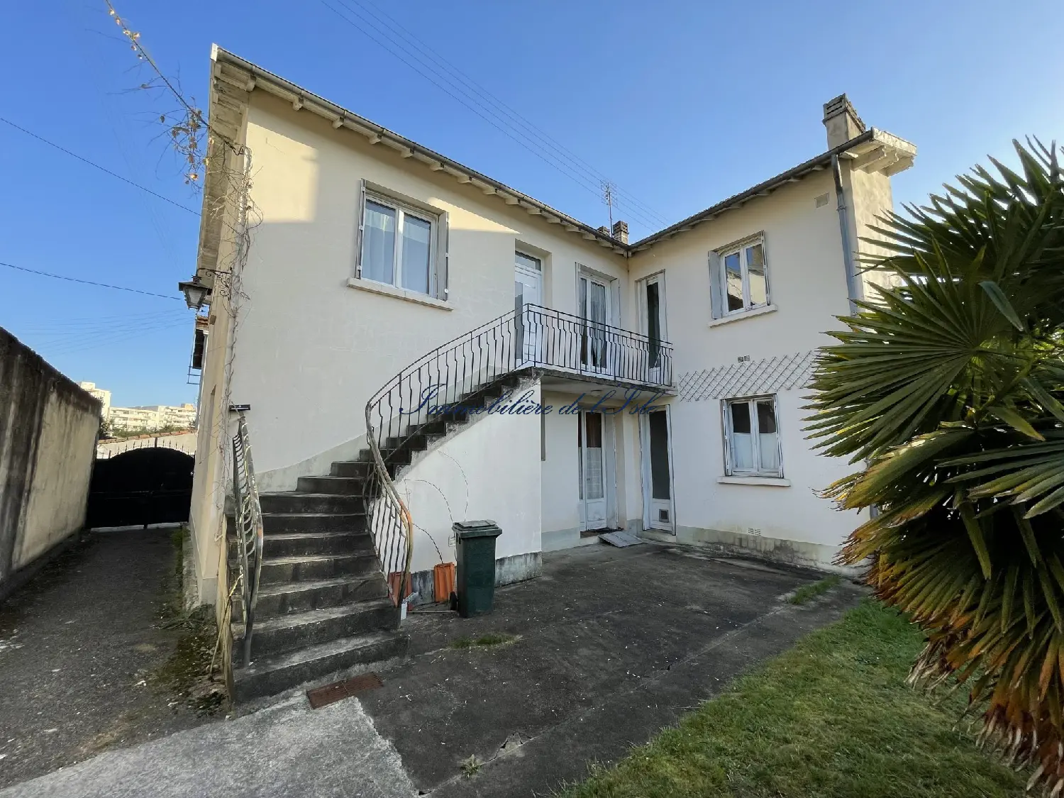  for sale office Périgueux Dordogne 2