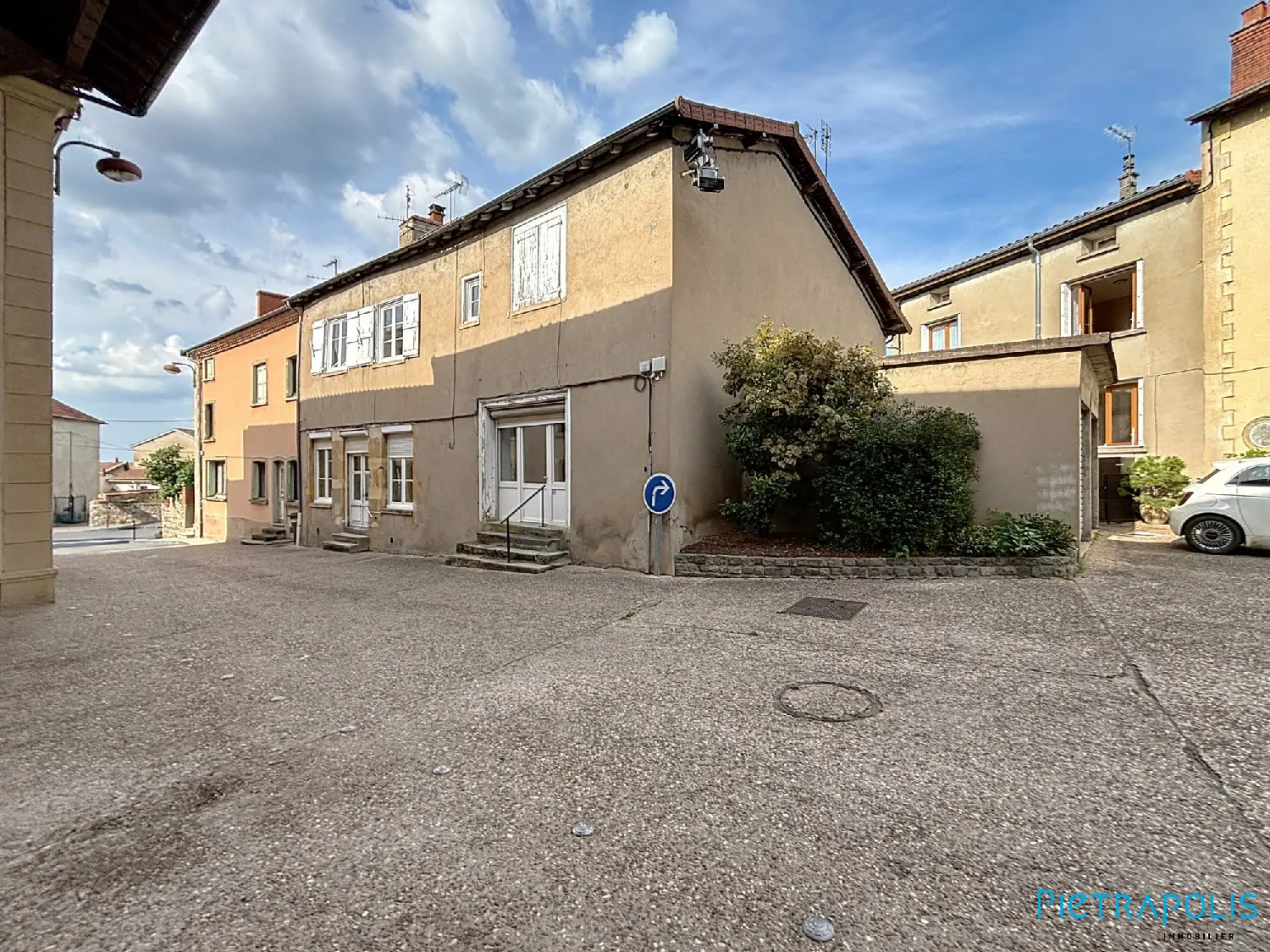  te koop kantoor Saint-Symphorien-de-Lay Loire 1
