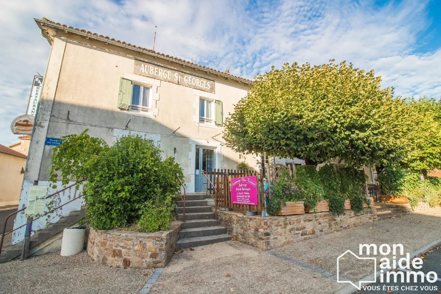  for sale office Saint-Jean-de-Côle Dordogne 1