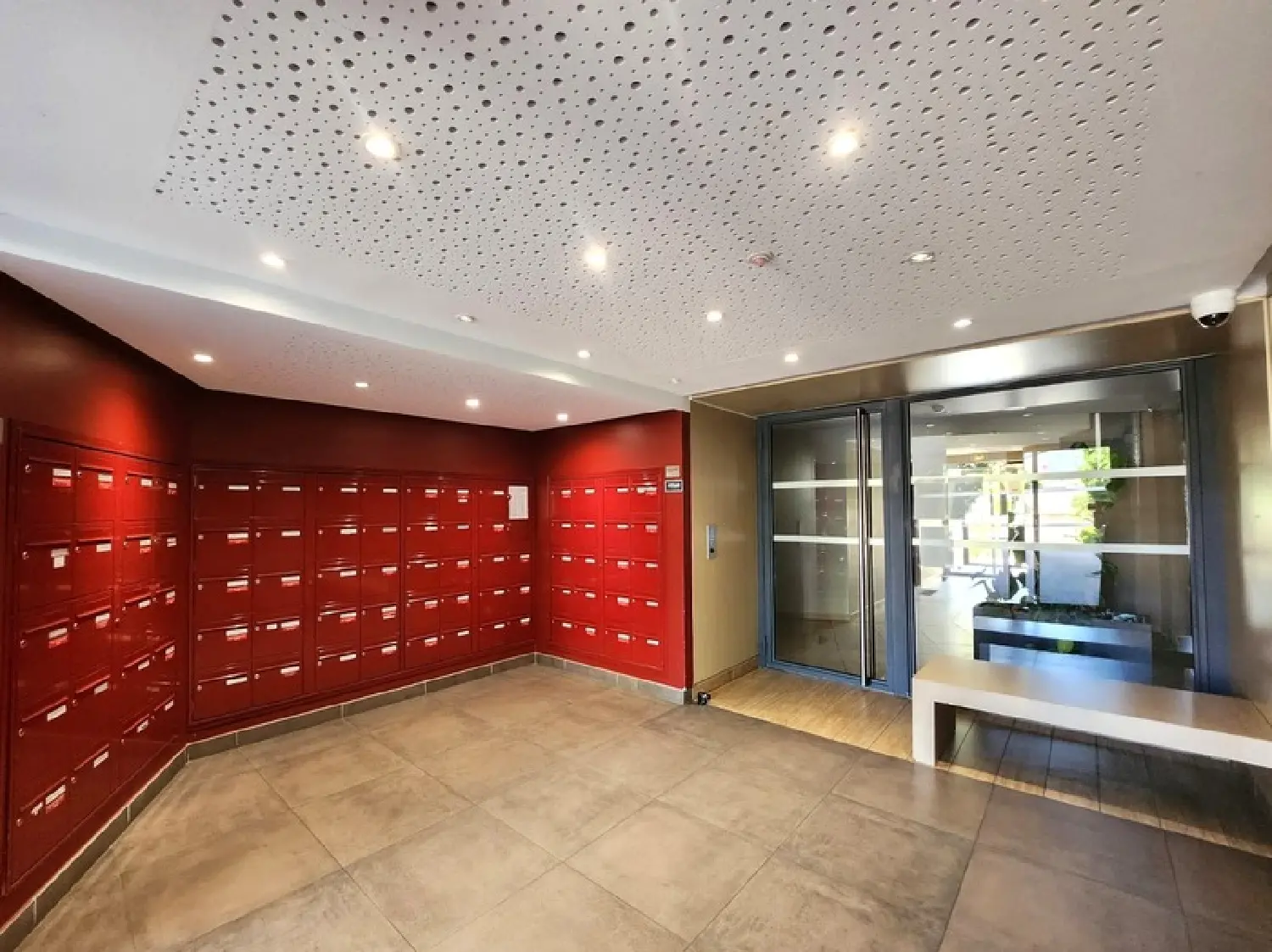  te koop appartement Aubagne Bouches-du-Rhône 2