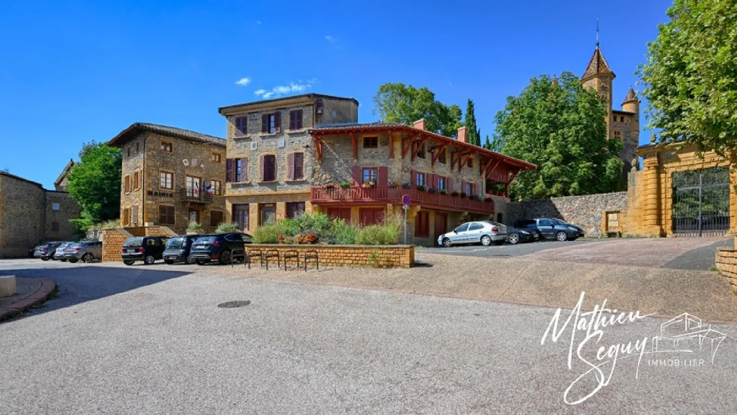  for sale apartment Bully Rhône 2