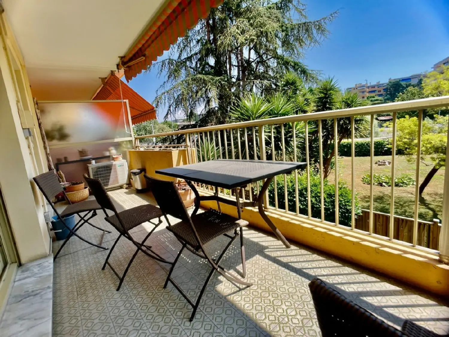  à vendre appartement Cagnes-sur-Mer Alpes-Maritimes 2