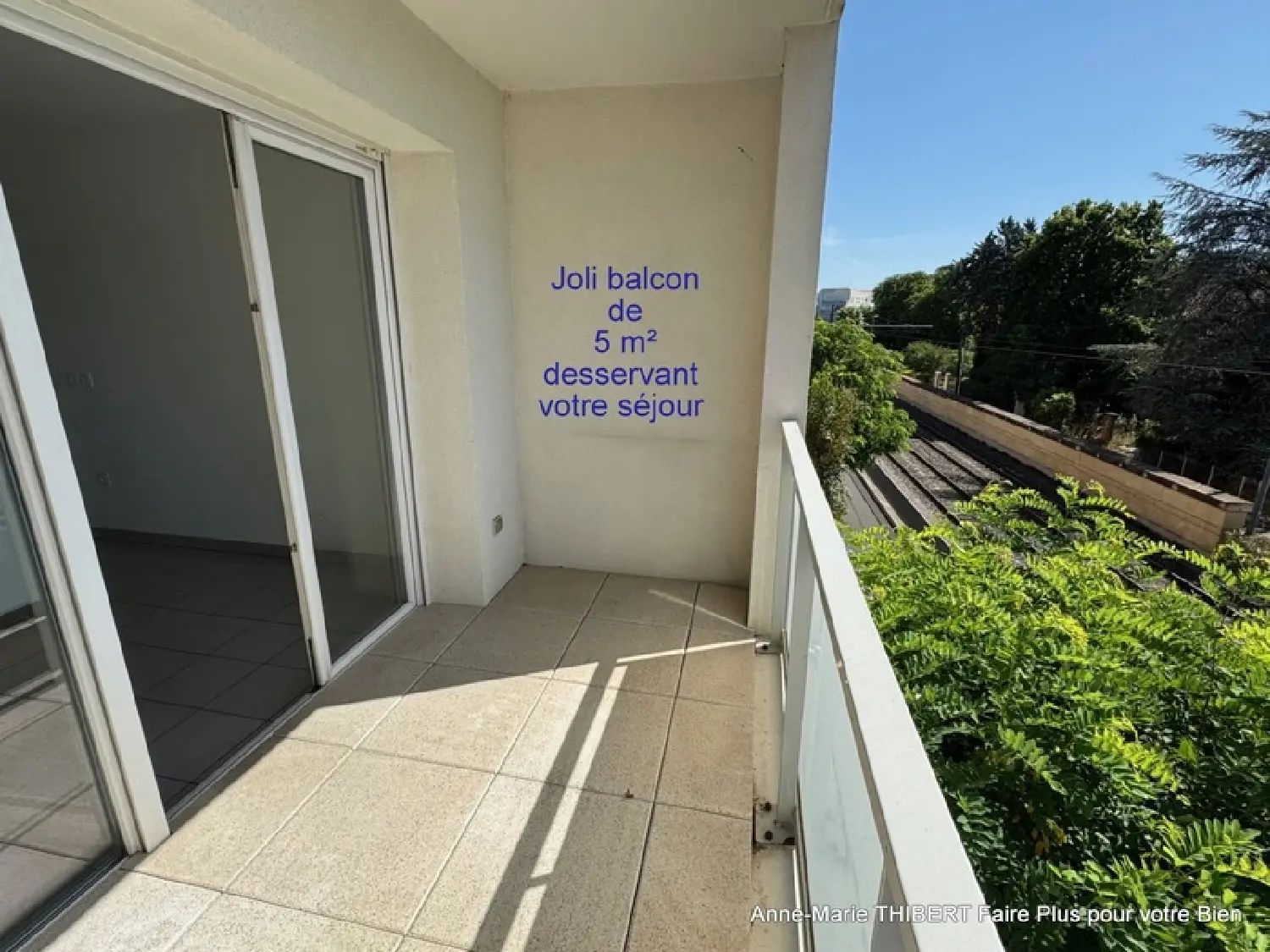  for sale apartment Décines-Charpieu Rhône 1