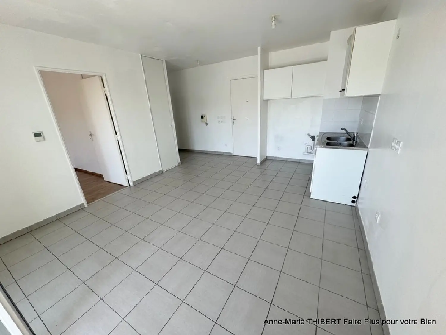  for sale apartment Décines-Charpieu Rhône 4