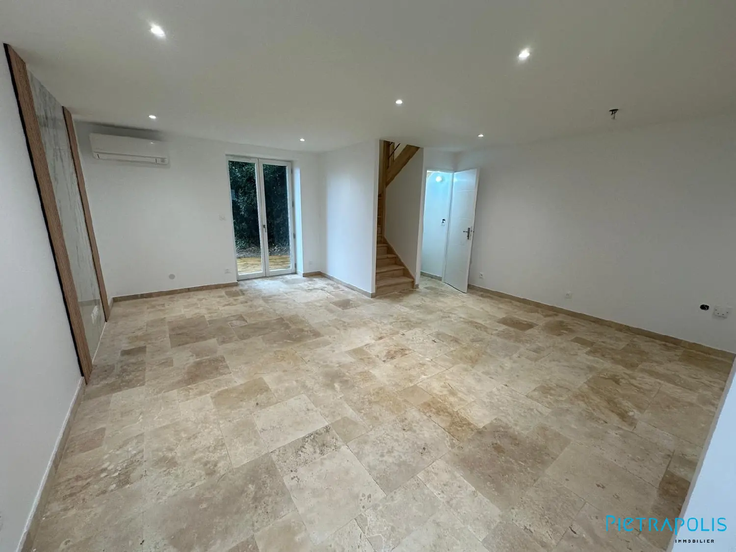  kaufen Wohnung/ Apartment Genay Rhône 2