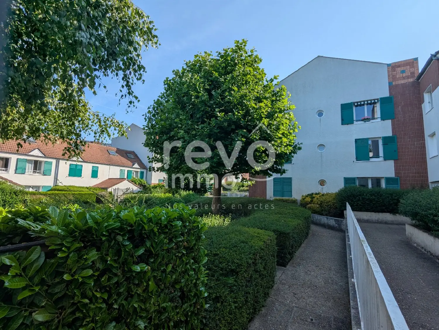  kaufen Wohnung/ Apartment Guyancourt Yvelines 2