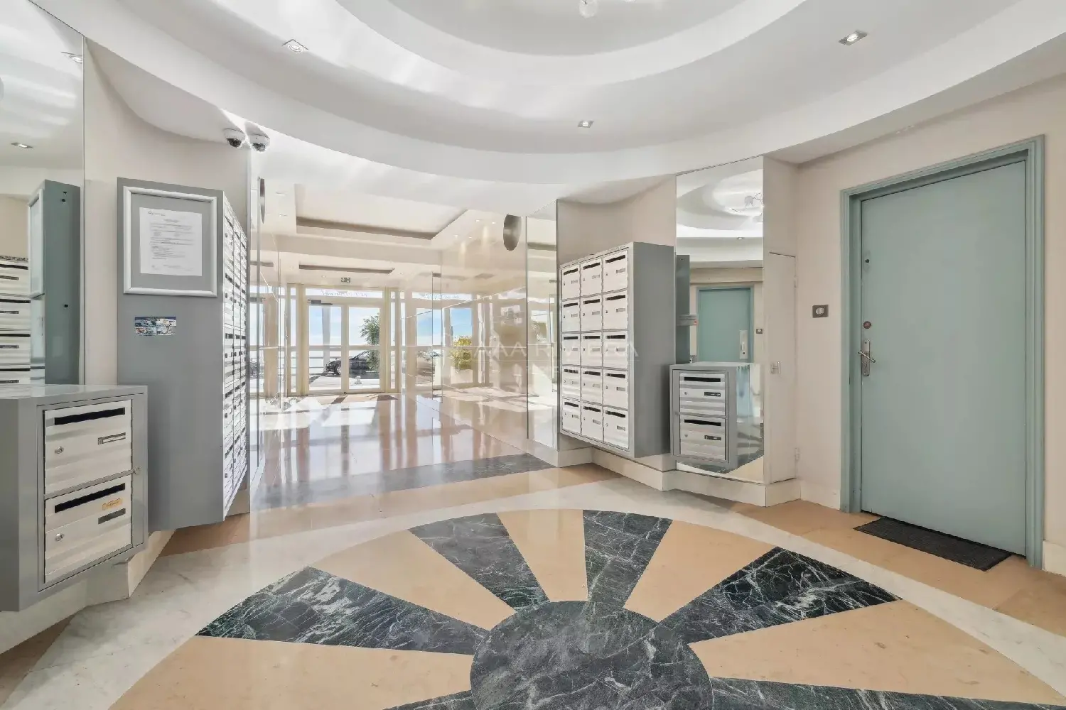  te koop appartement Juan-les-Pins Alpes-Maritimes 6
