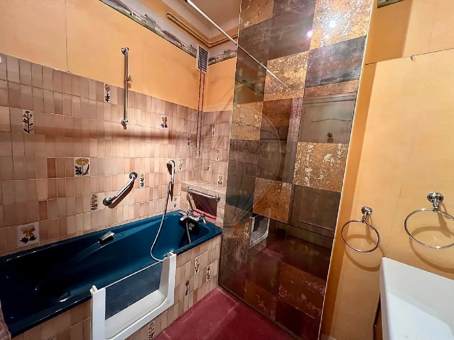  for sale apartment Lyon 7e Arrondissement Rhône 8