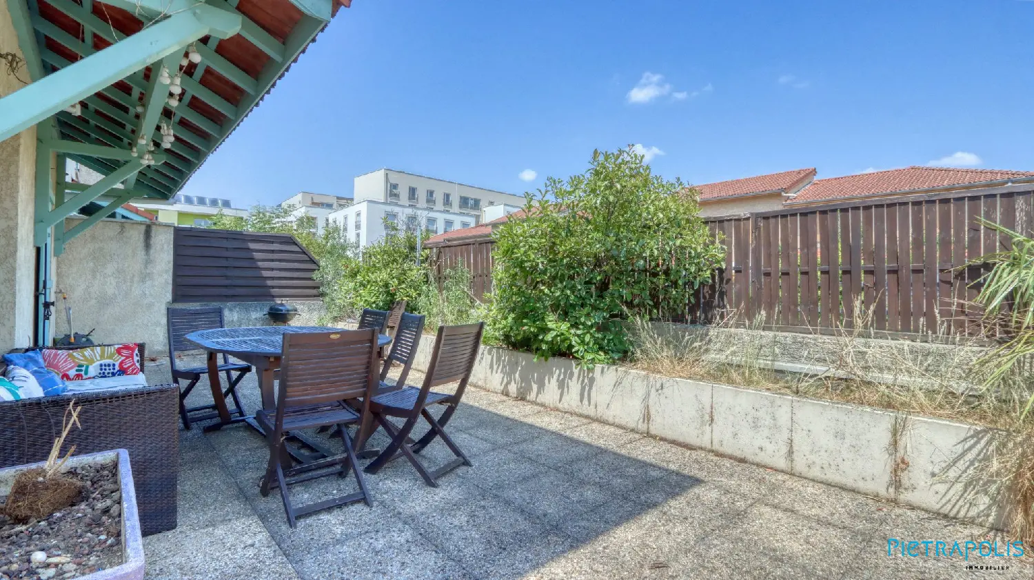  te koop appartement Lyon 8e Arrondissement Rhône 3