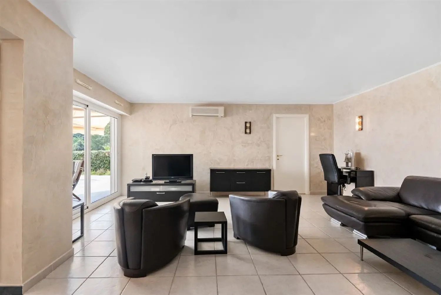  te koop appartement Mandelieu-la-Napoule Alpes-Maritimes 4