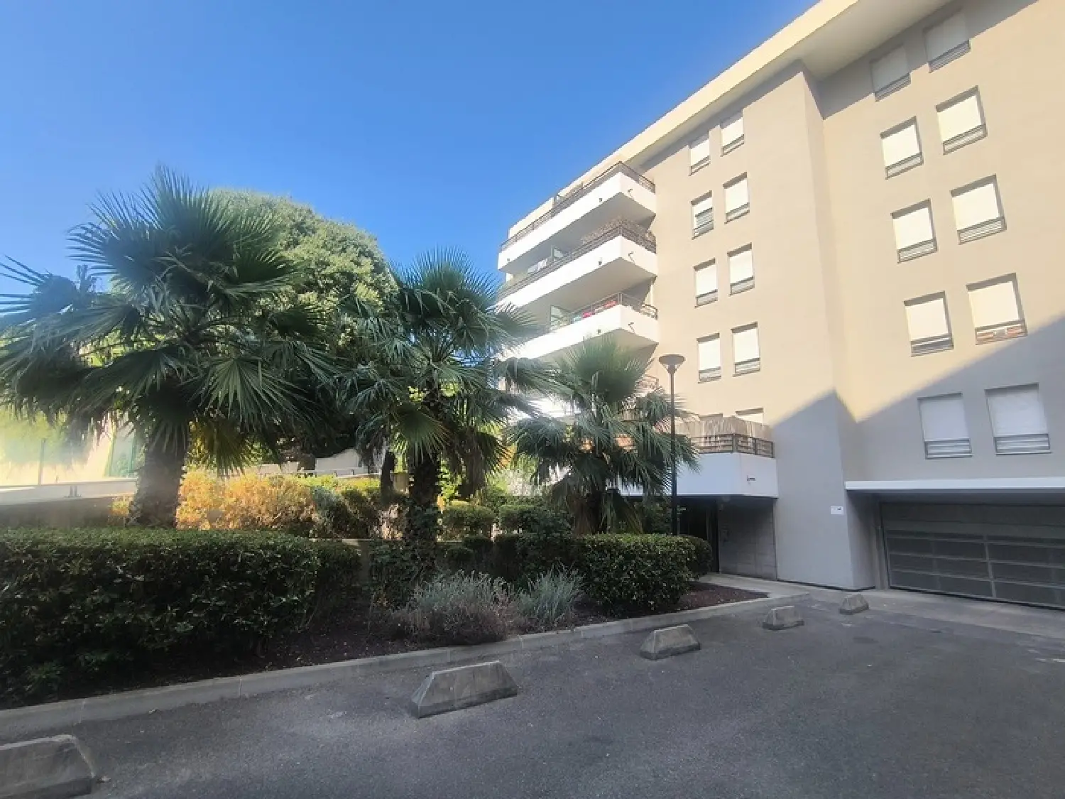  for sale apartment Marseille 11e Arrondissement Bouches-du-Rhône 2