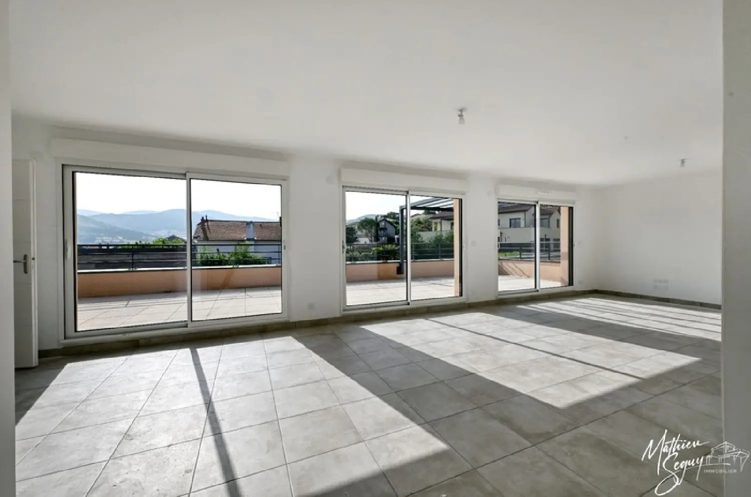  for sale apartment Vaugneray Rhône 2