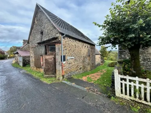 Brageac Cantal schuur foto 7112027