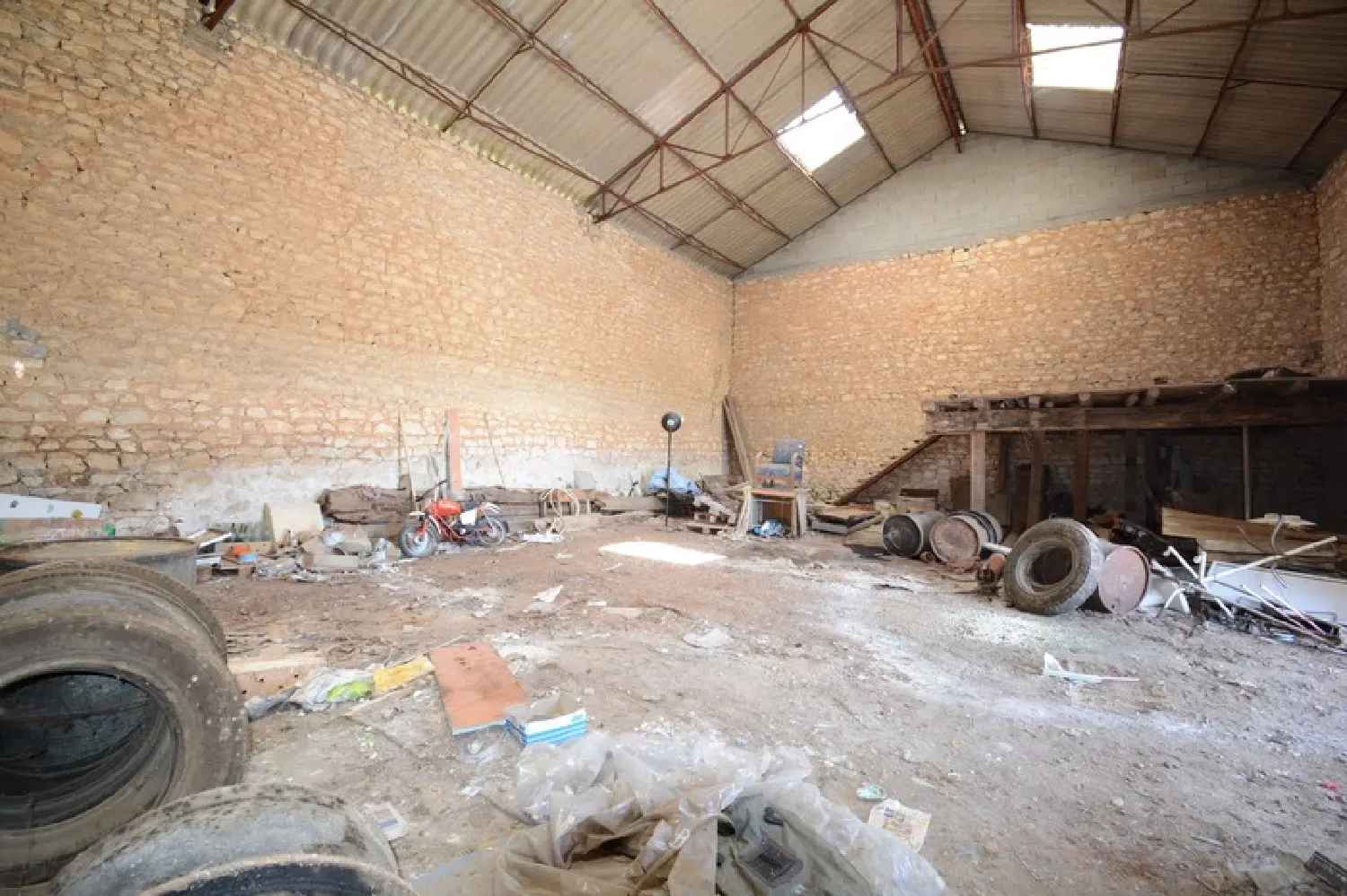  en venta granero La Rochefoucauld Charente 3
