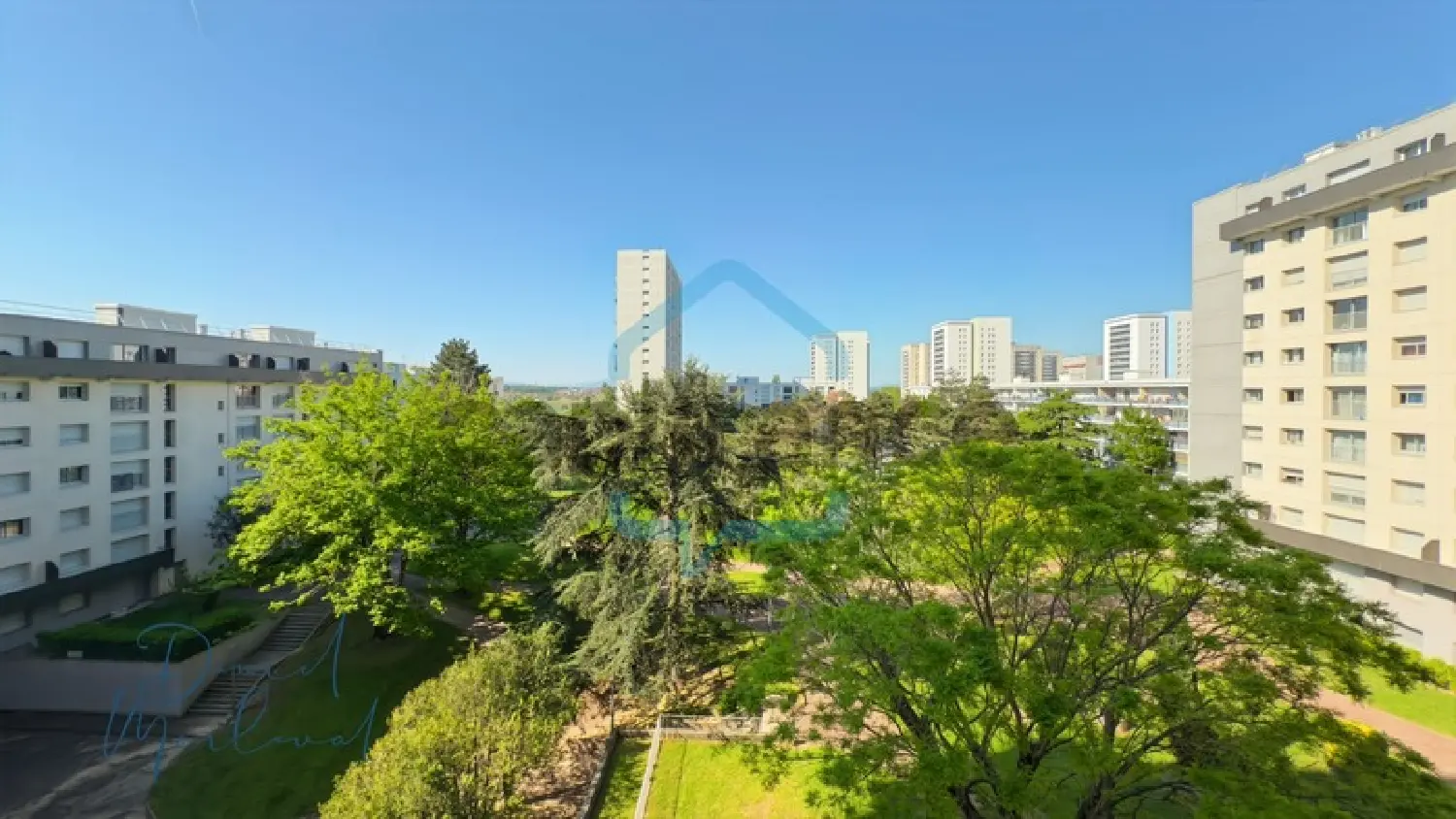  for sale apartment Vénissieux Rhône 2