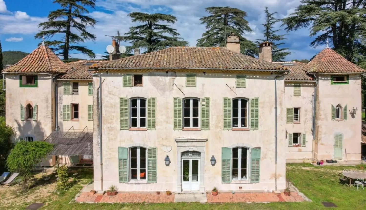 en venta castillo Brignoles Var 3