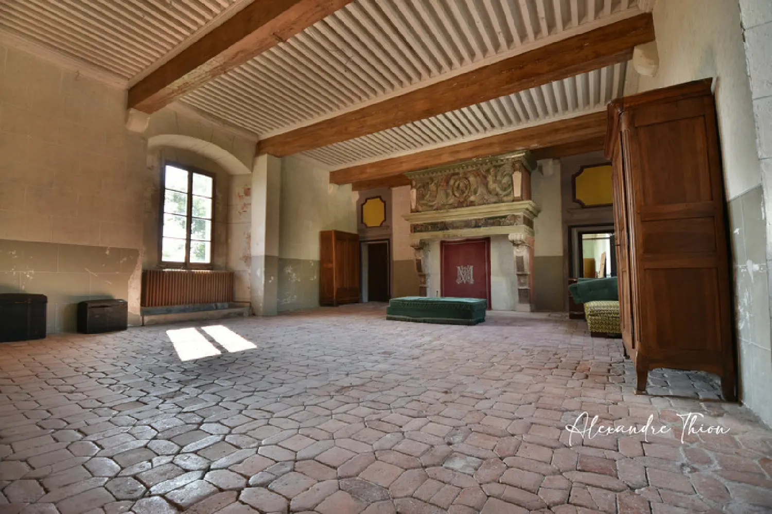  te koop kasteel Jujurieux Ain 2